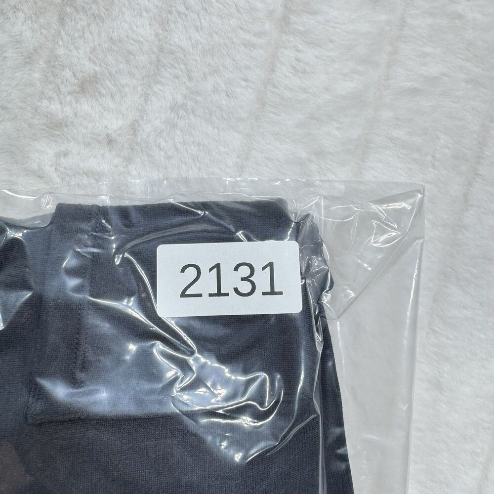 Unbound Merino Boxy Pocket Tee T-Shirt Women's Large Black 100% Merino Wool Crop - Picture 9 of 9
